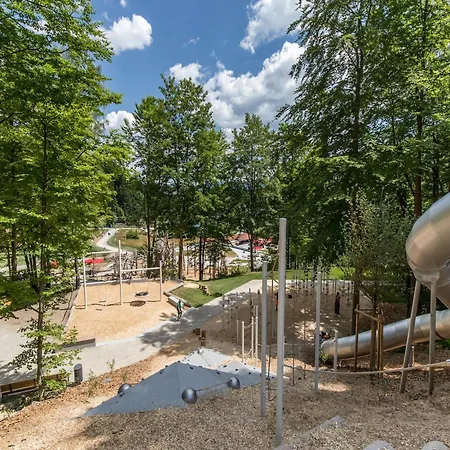 Serges Mit Pool Und Sauna In *