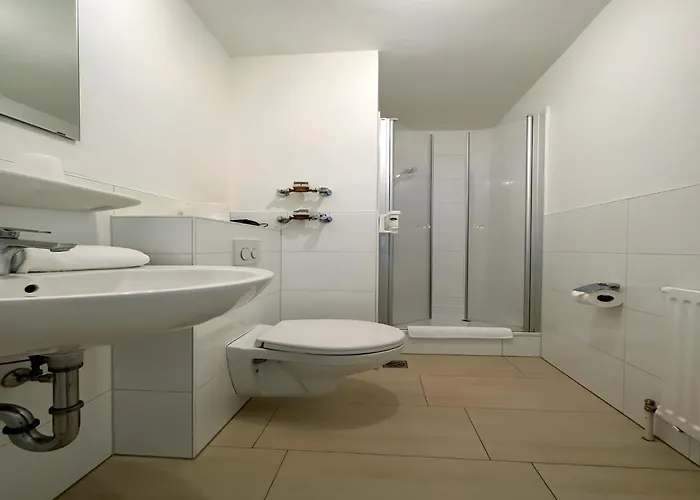 Appartement Serges Mit Pool Und Sauna In *
