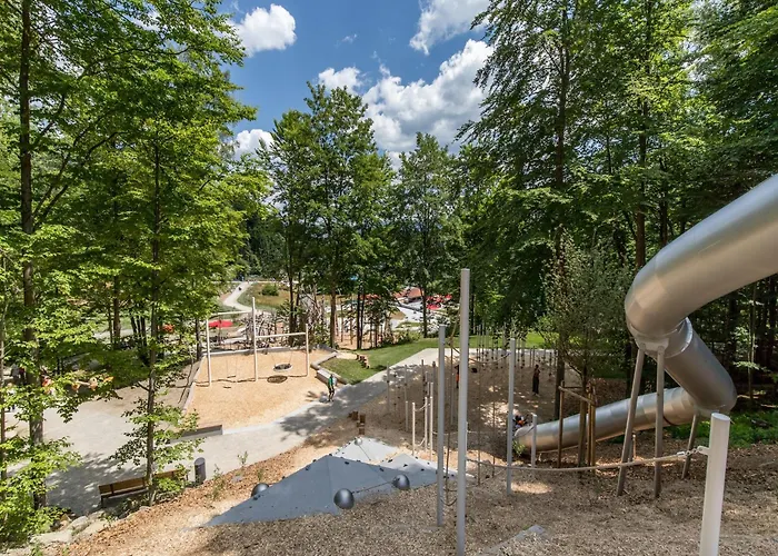 Serges Mit Pool Und Sauna In *